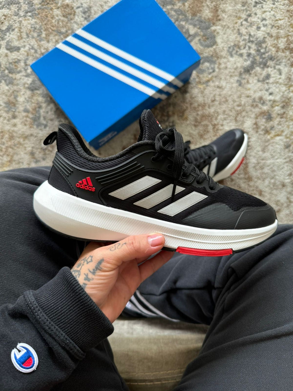 ADIDAS BOUNCE NEGRO - ROJO