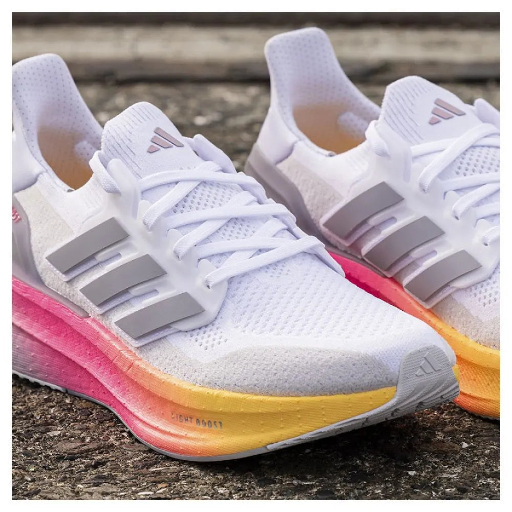 ADIDAS ULTRABOOST MULTICOLOR