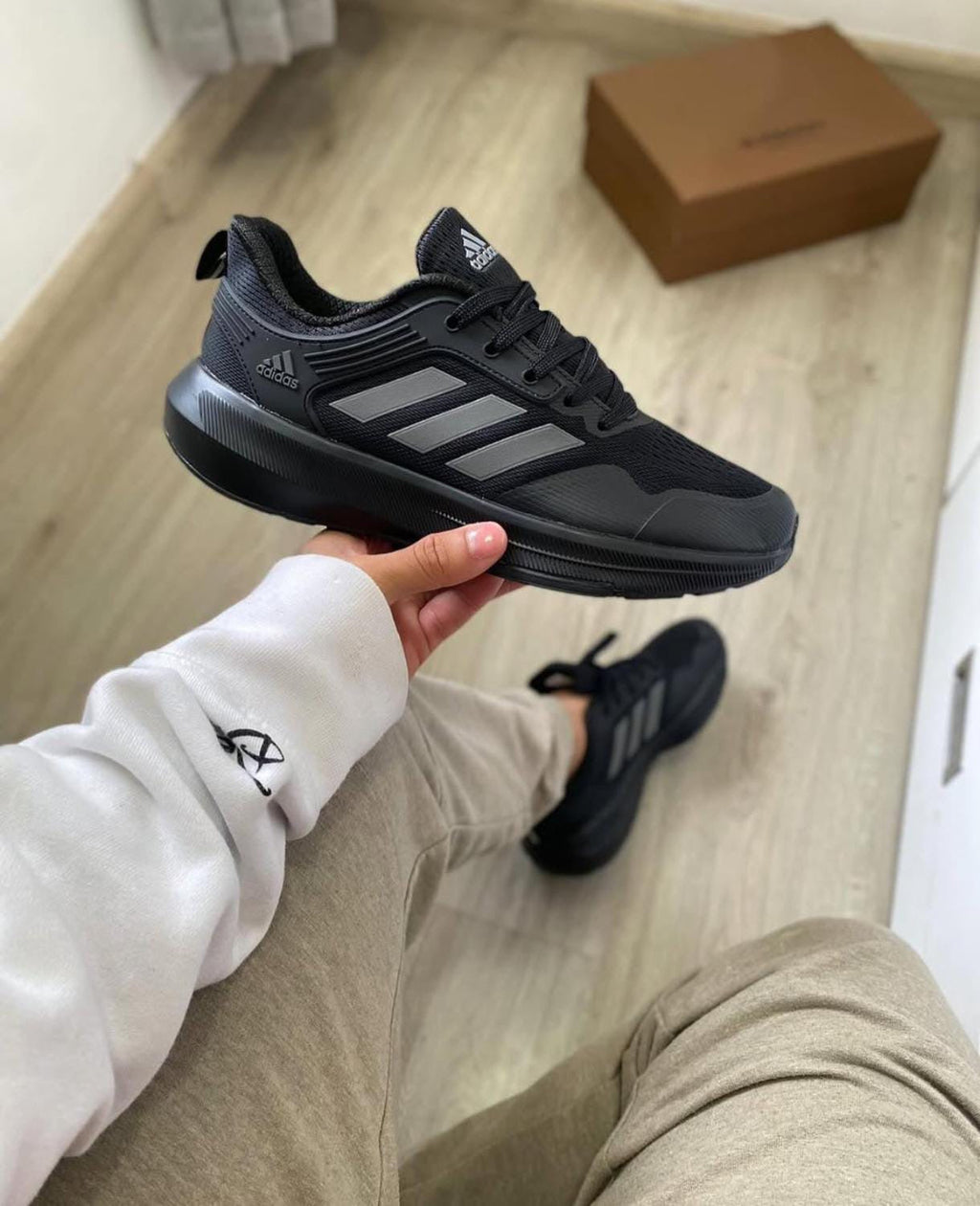 ADIDAS BOUNCE NEGRO