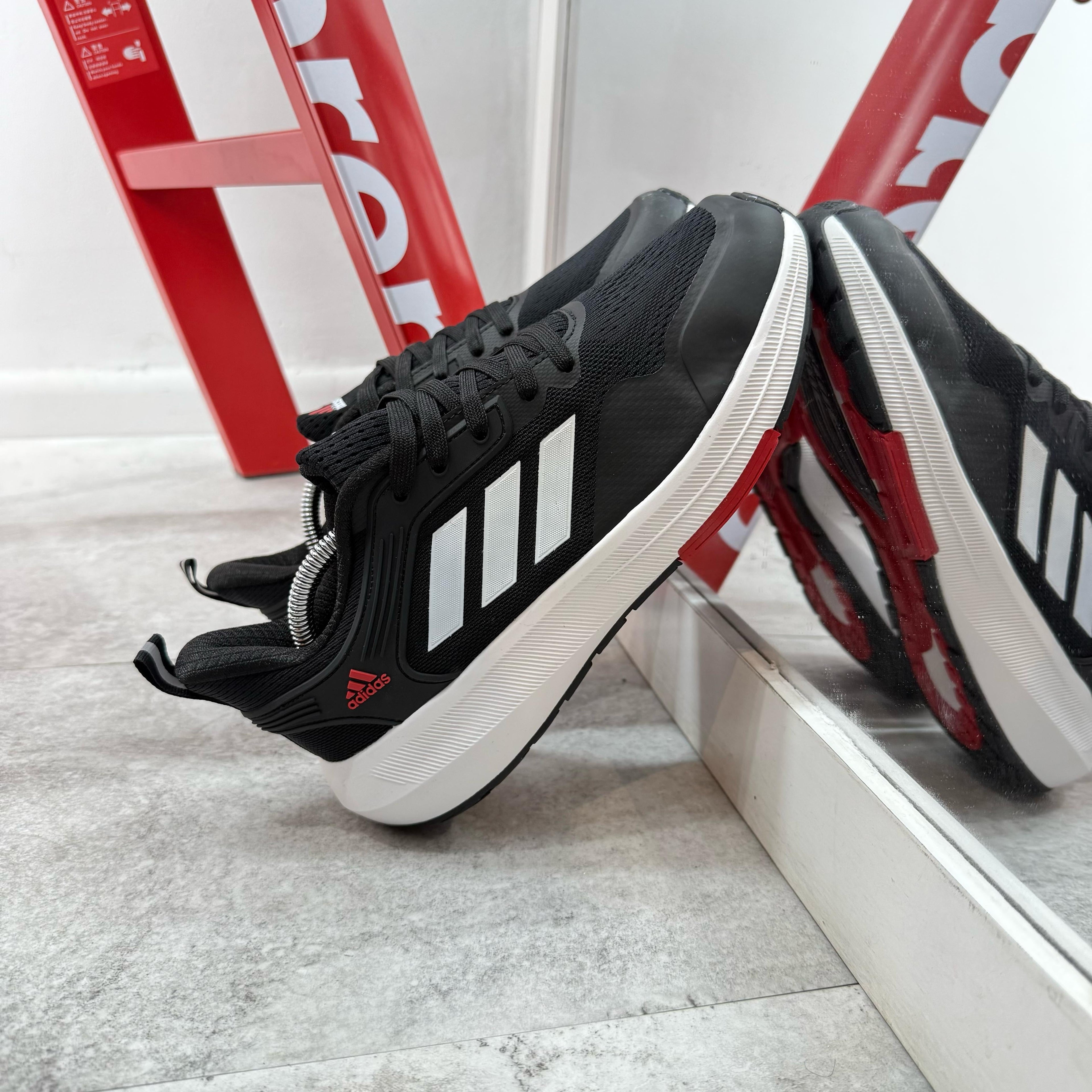 ADIDAS BOUNCE NEGRO - ROJO